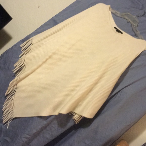 Cejon poncho - Picture 1 of 3